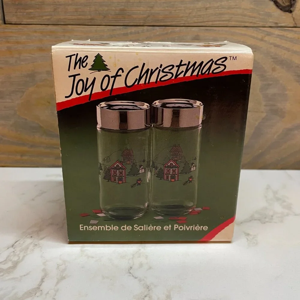 Salt and Pepper Shaker Set